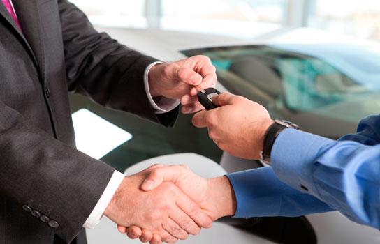 Things to consider while looking at car hire service